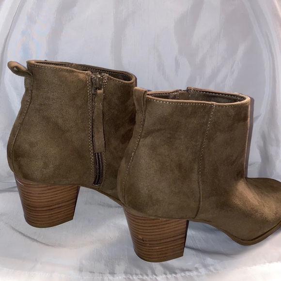 Booties - Picture 3 of 3